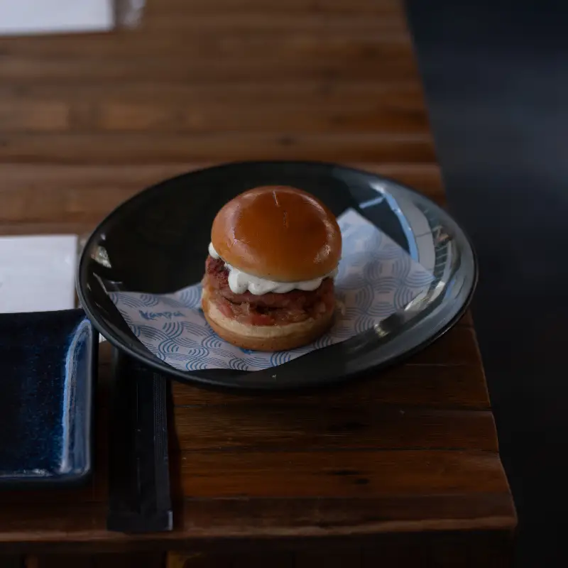 Mini burger suíno