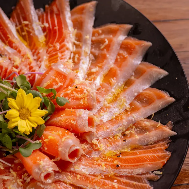 Happy Hour-Carpaccio de Barriga de Salmão Trufado