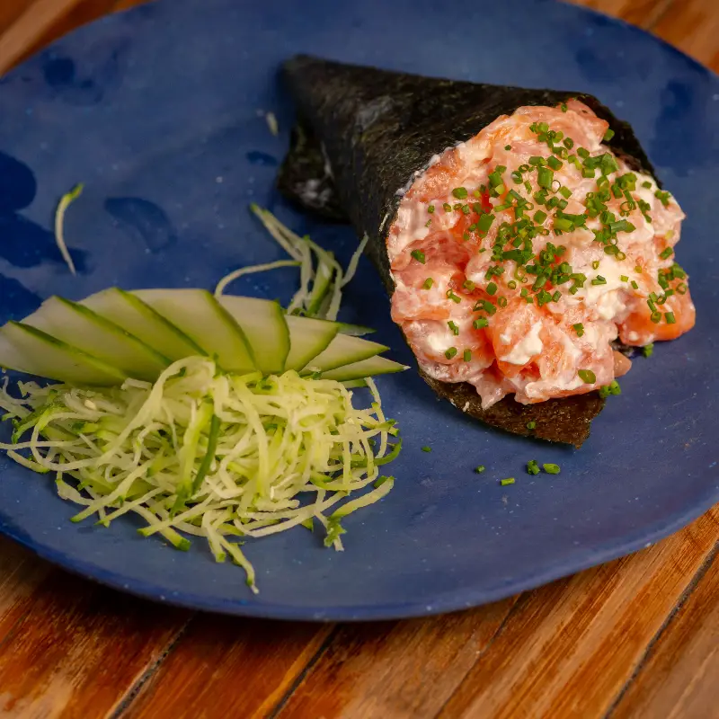 Happy Hour-Temaki Salmão Especial